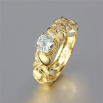 Suerhai Irregular Hollow Golden Ring Studded With A Large Beautiful Glass Cutting